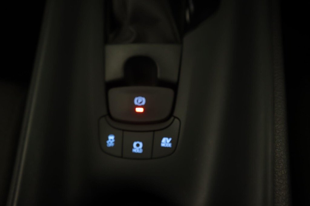 Used Toyota C-HR 2023 for sale - 77953118: Photo 22