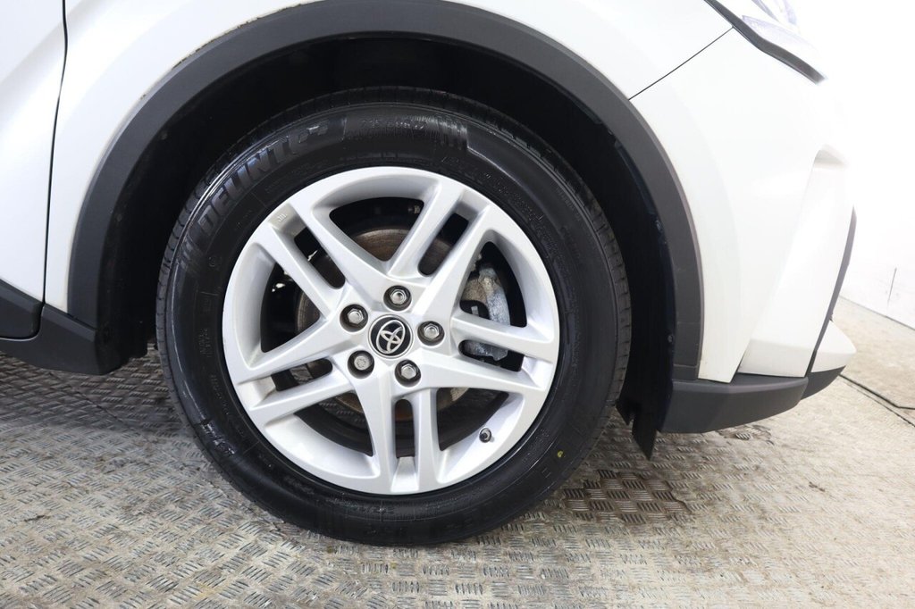 Used Toyota C-HR 2023 for sale - 77953118: Photo 28