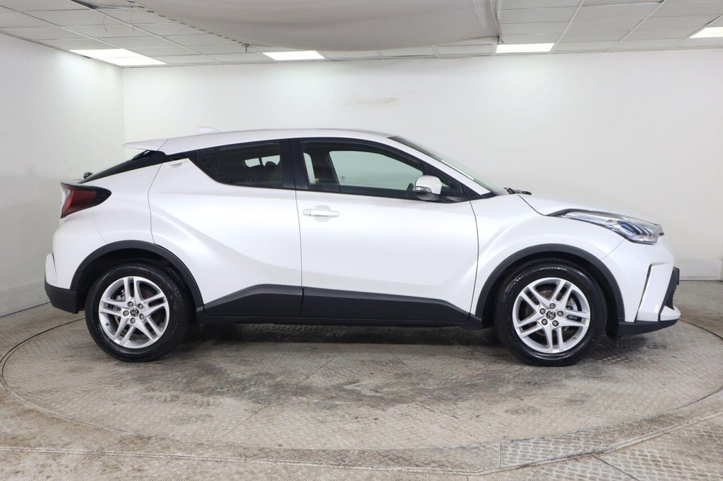 Used Toyota C-HR 2023 for sale - 77953118: Photo 9