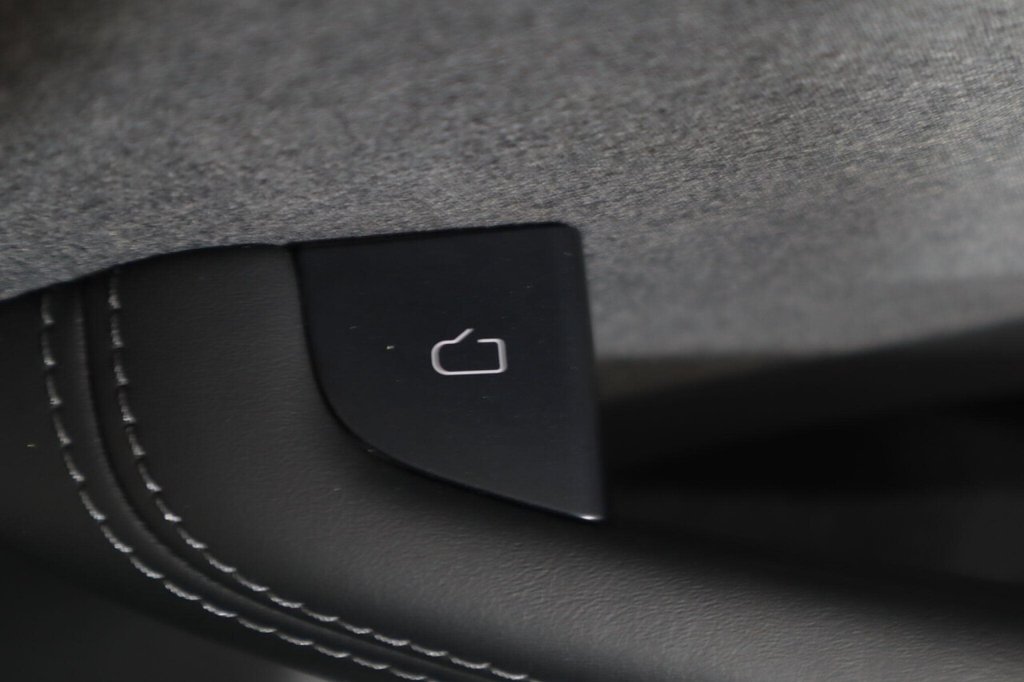 Used Tesla Model 3 2024 for sale - 77369732: Photo 20