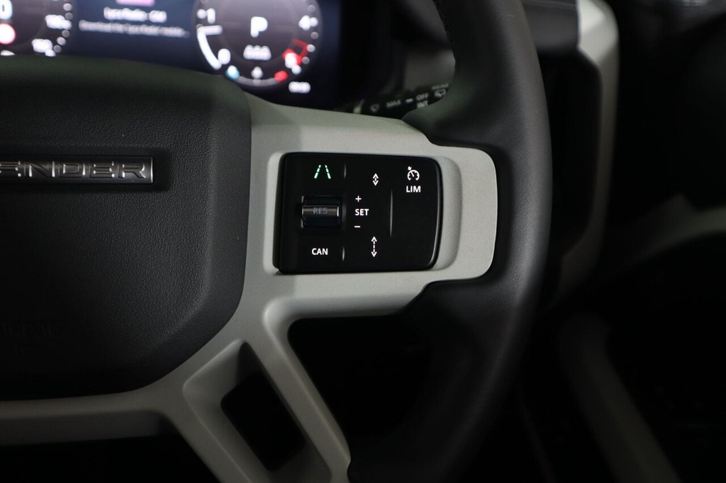 Used Land Rover Defender 2024 for sale - 78044808: Photo 17