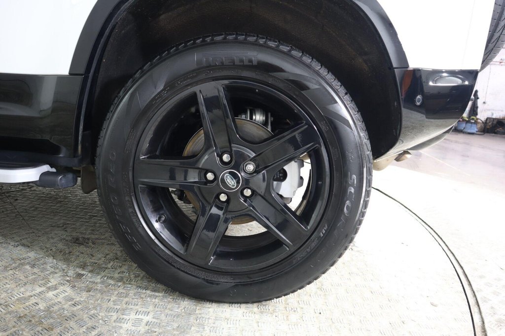 Used Land Rover Defender 2024 for sale - 78044808: Photo 33