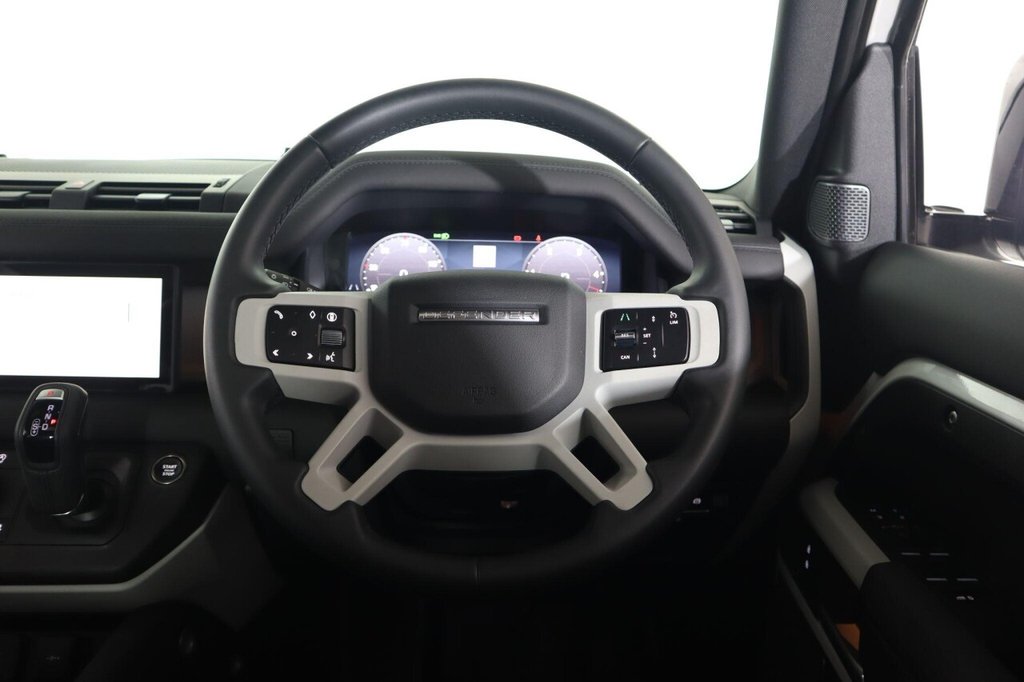 Used Land Rover Defender 2024 for sale - 78044808: Photo 47