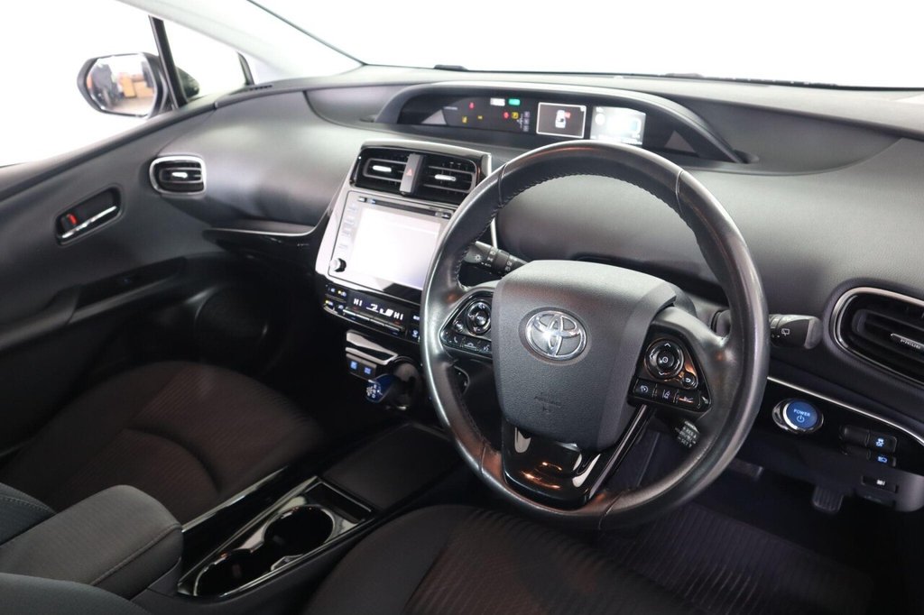 Used Toyota Prius 2022 for sale - 76386437: Photo 12