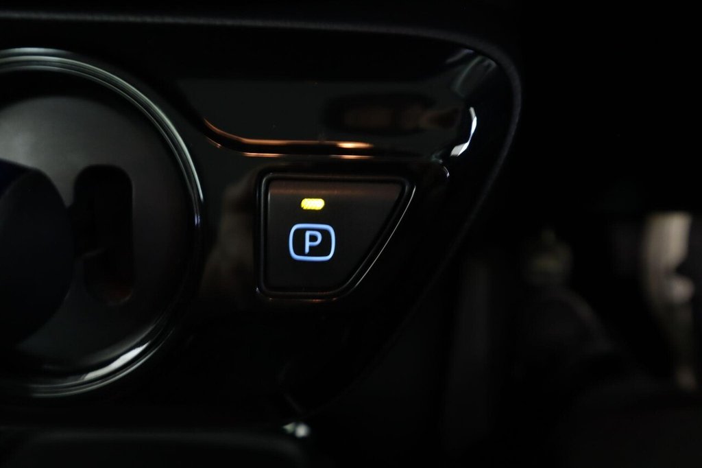 Used Toyota Prius 2022 for sale - 76386437: Photo 21