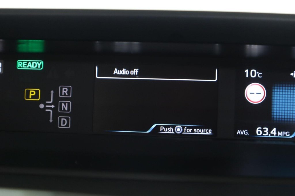 Used Toyota Prius 2022 for sale - 76386437: Photo 32