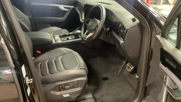 Used Volkswagen Touareg 2023 for sale - 77667549: Photo 9