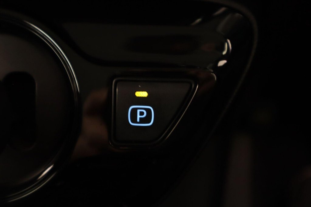 Used Toyota Prius 2022 for sale - 76582826: Photo 22