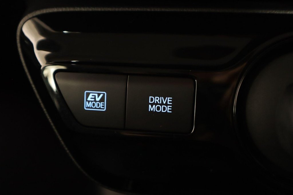 Used Toyota Prius 2022 for sale - 76582826: Photo 23