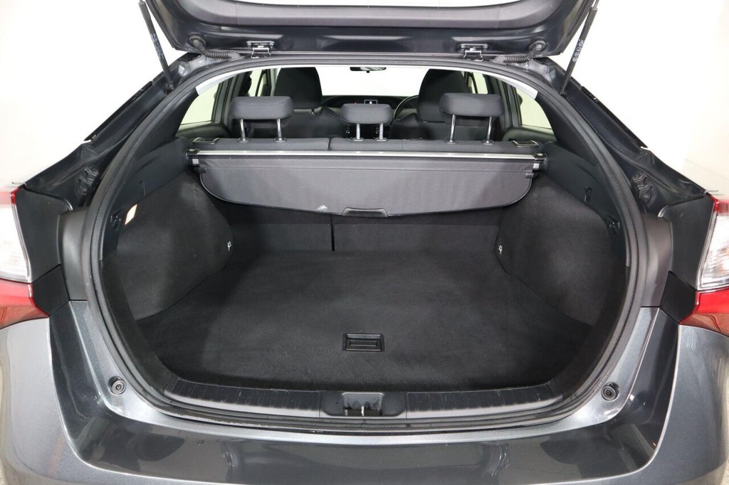 Used Toyota Prius 2022 for sale - 76582826: Photo 44