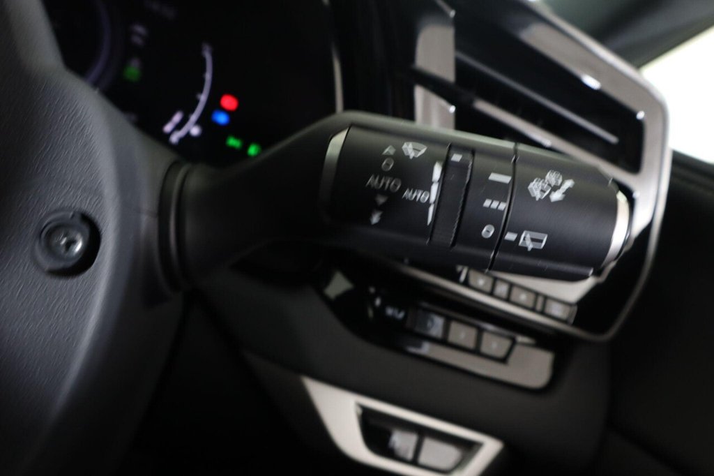 Used Lexus RX 2023 for sale - 76986278: Photo 31