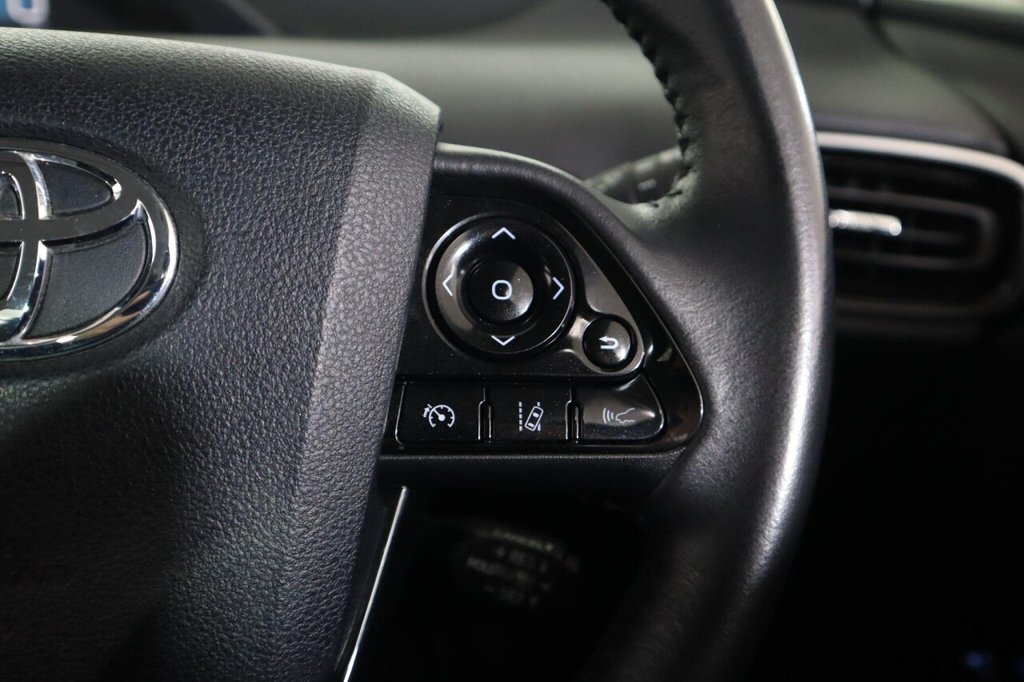 Used Toyota Prius 2022 for sale - 76510070: Photo 16