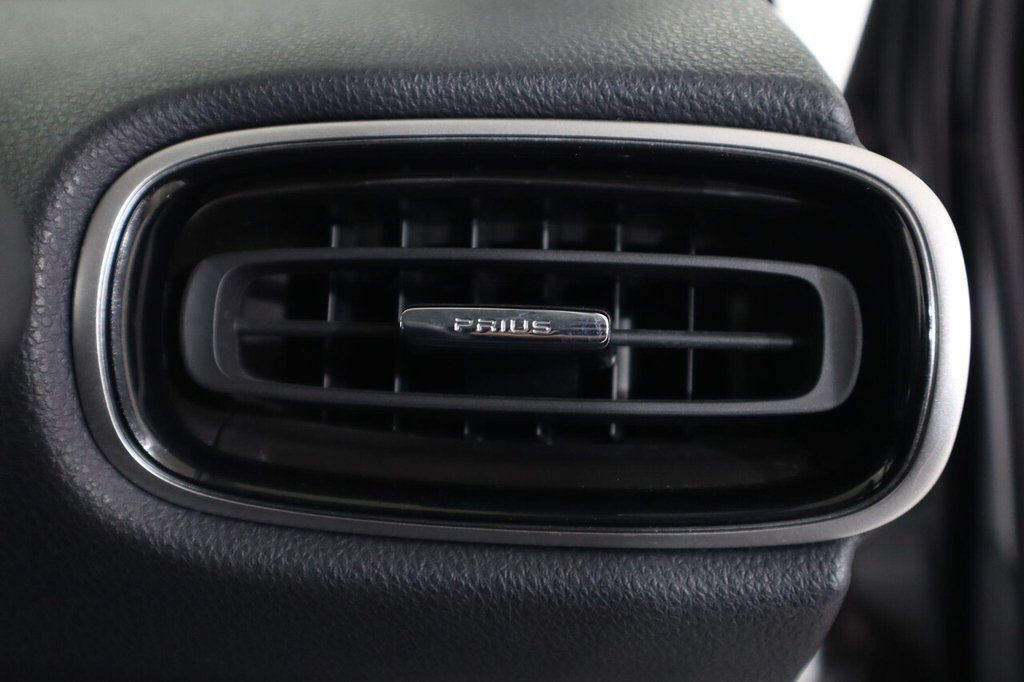 Used Toyota Prius 2022 for sale - 76510070: Photo 24