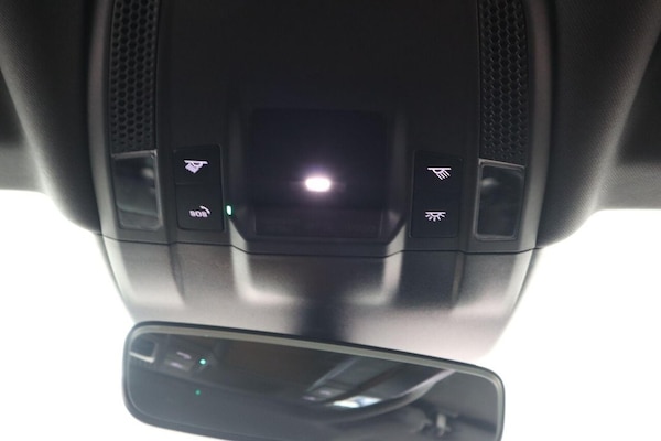 Used Porsche Taycan 2022 for sale - 75444659: Photo 26