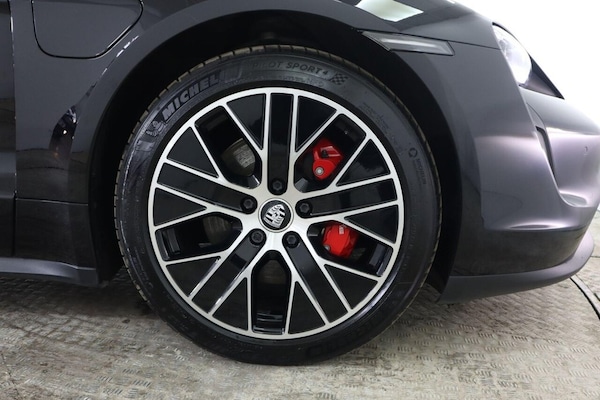Used Porsche Taycan 2022 for sale - 75444659: Photo 32