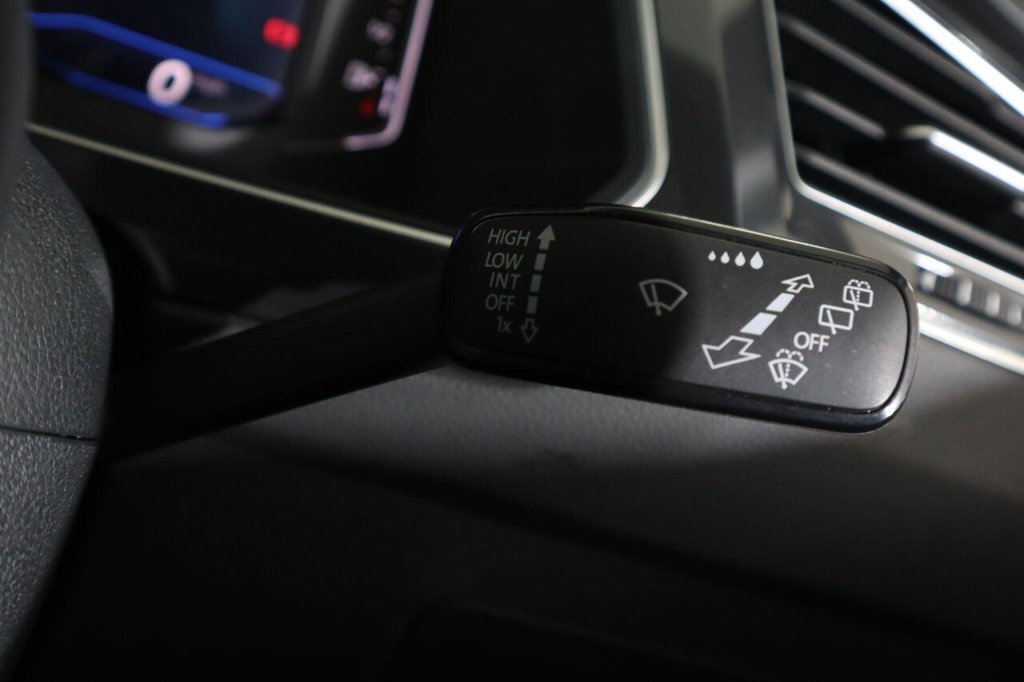 Used Volkswagen Tiguan 2023 for sale - 76821076: Photo 18