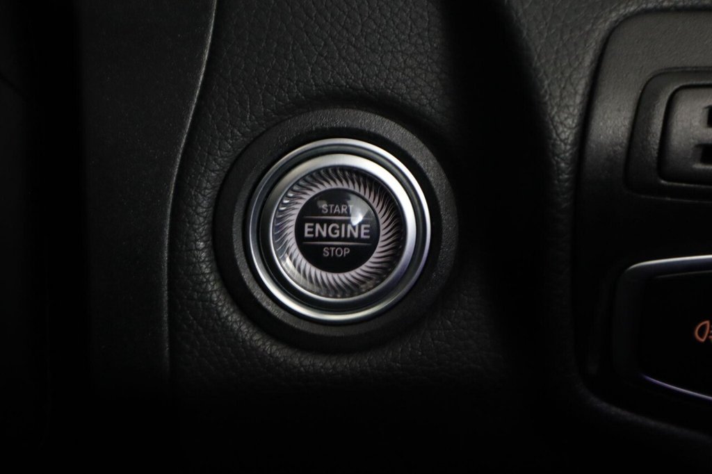 Used Mercedes-Benz GLC 2022 for sale - 76642735: Photo 24