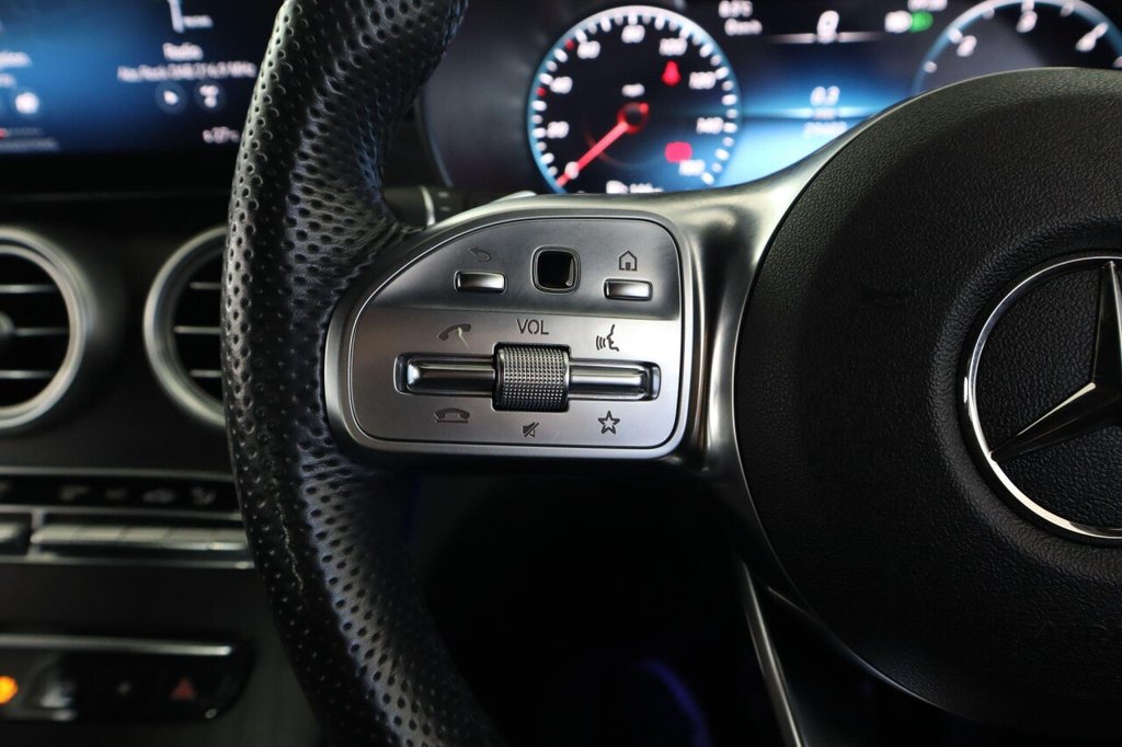 Used Mercedes-Benz GLC 2021 for sale - 76642449: Photo 18