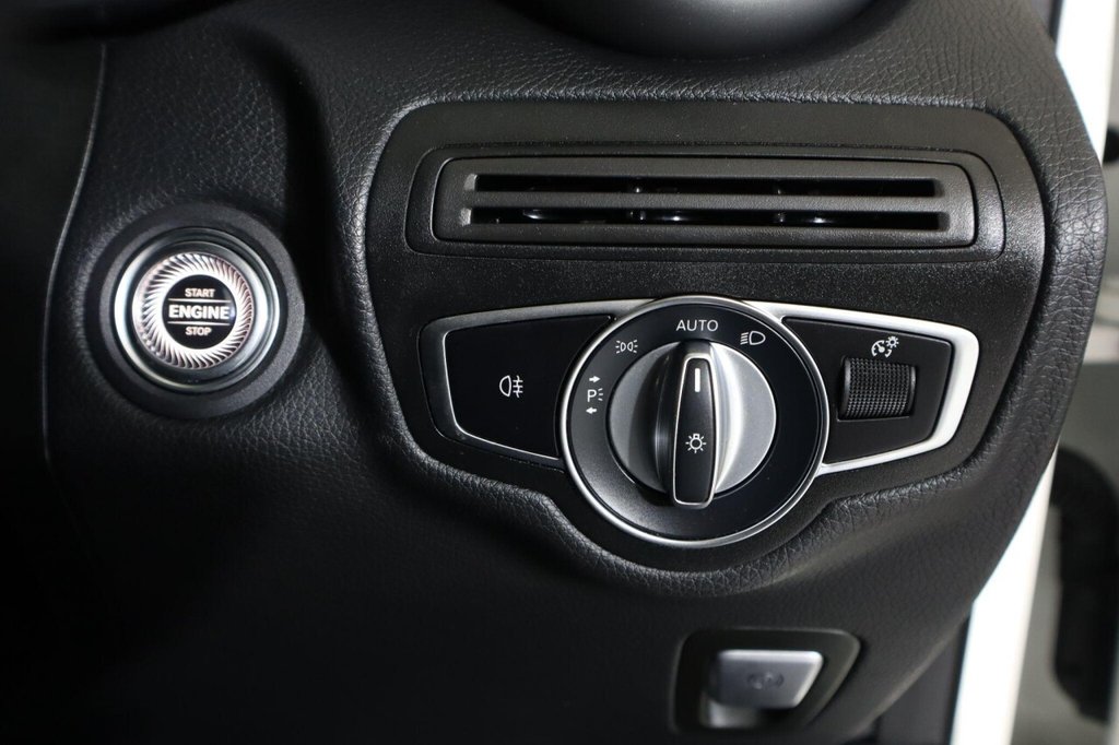 Used Mercedes-Benz GLC 2021 for sale - 76642449: Photo 24