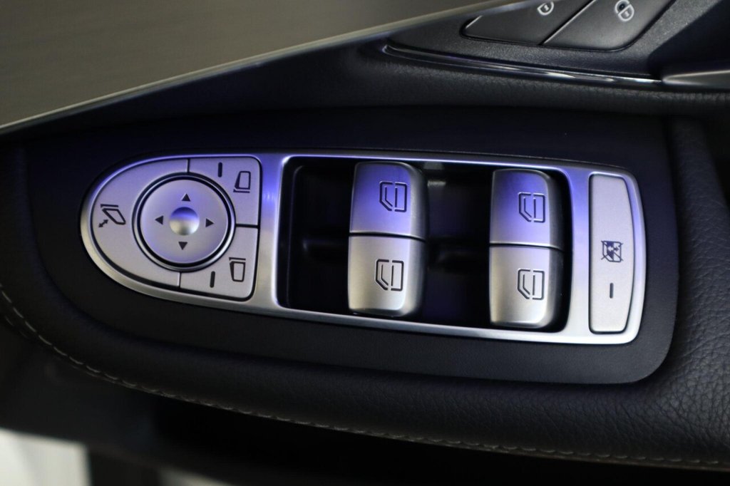 Used Mercedes-Benz GLC 2021 for sale - 76642449: Photo 27