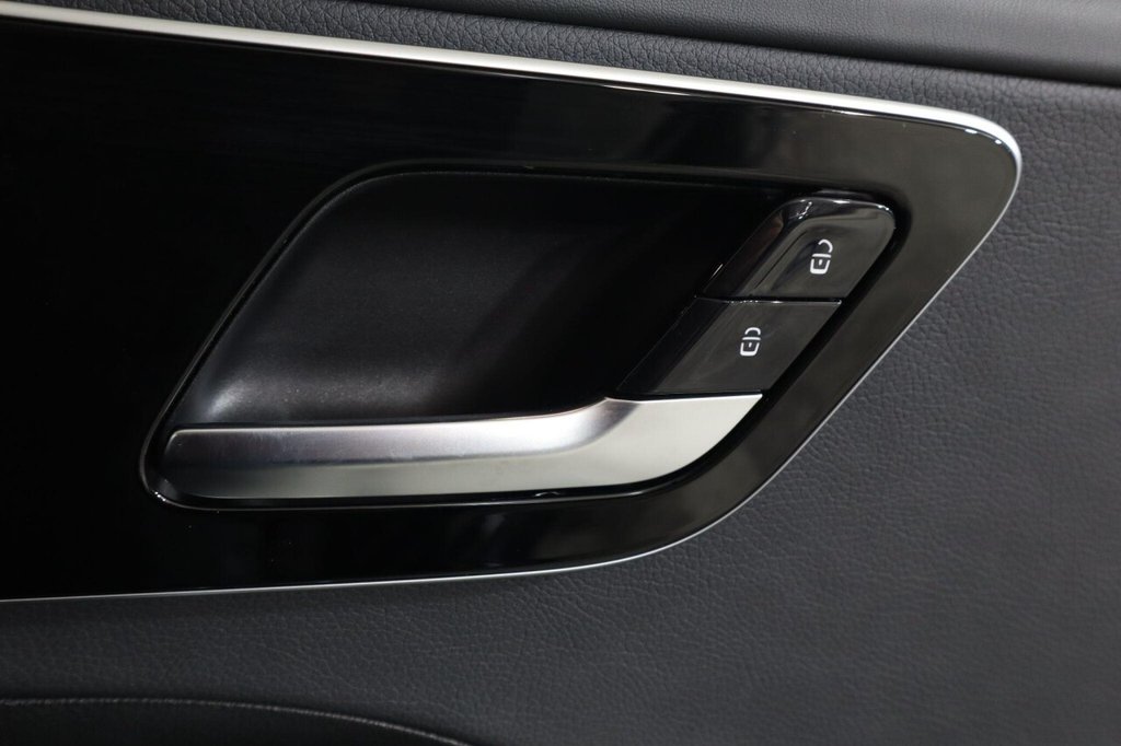 Used Mercedes-Benz C Class 2022 for sale - 76617871: Photo 26