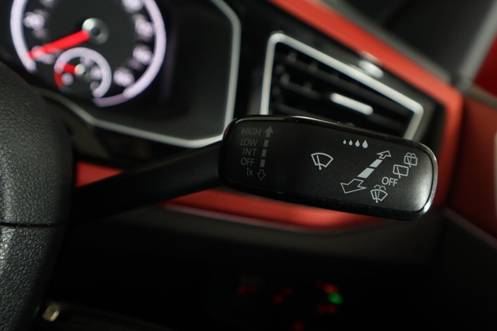 Used Volkswagen Polo 2019 for sale - 77200402: Photo 18