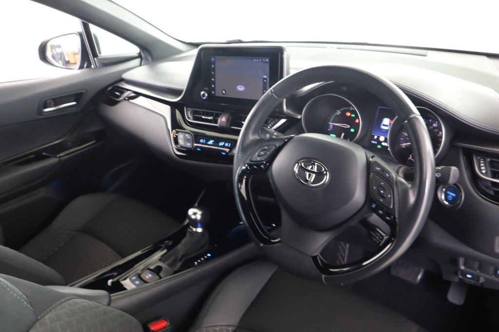 Used Toyota C-HR 2022 for sale - 76406822: Photo 12