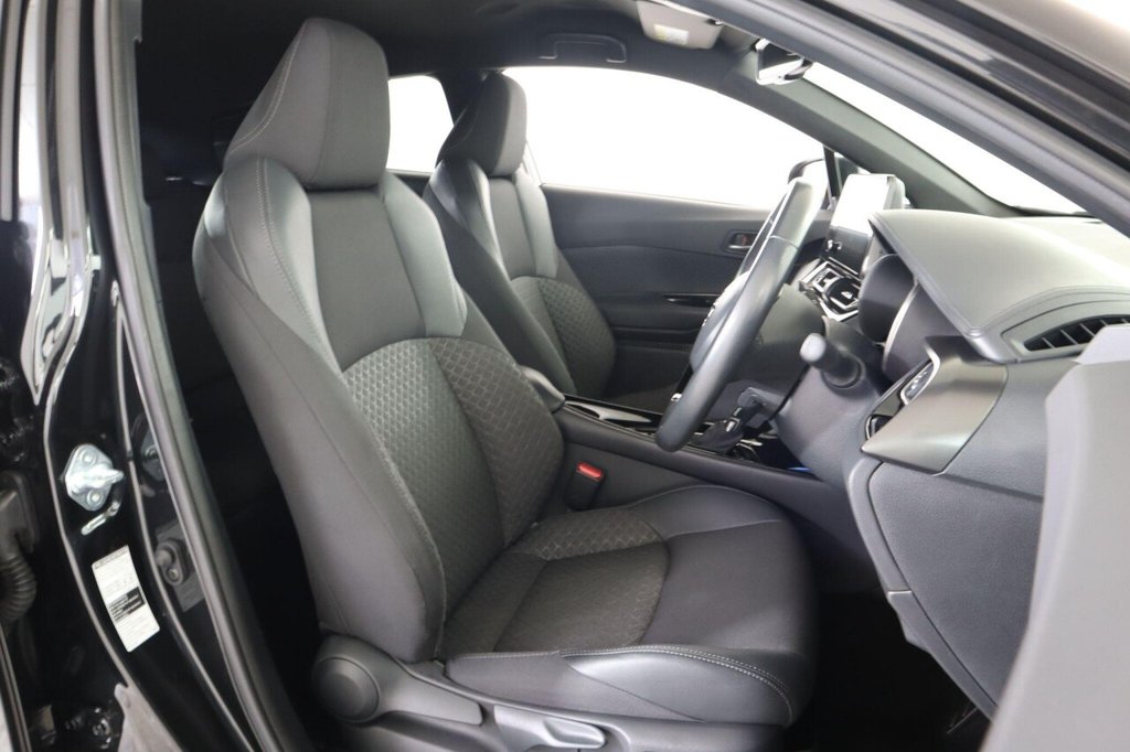 Used Toyota C-HR 2022 for sale - 76406822: Photo 14