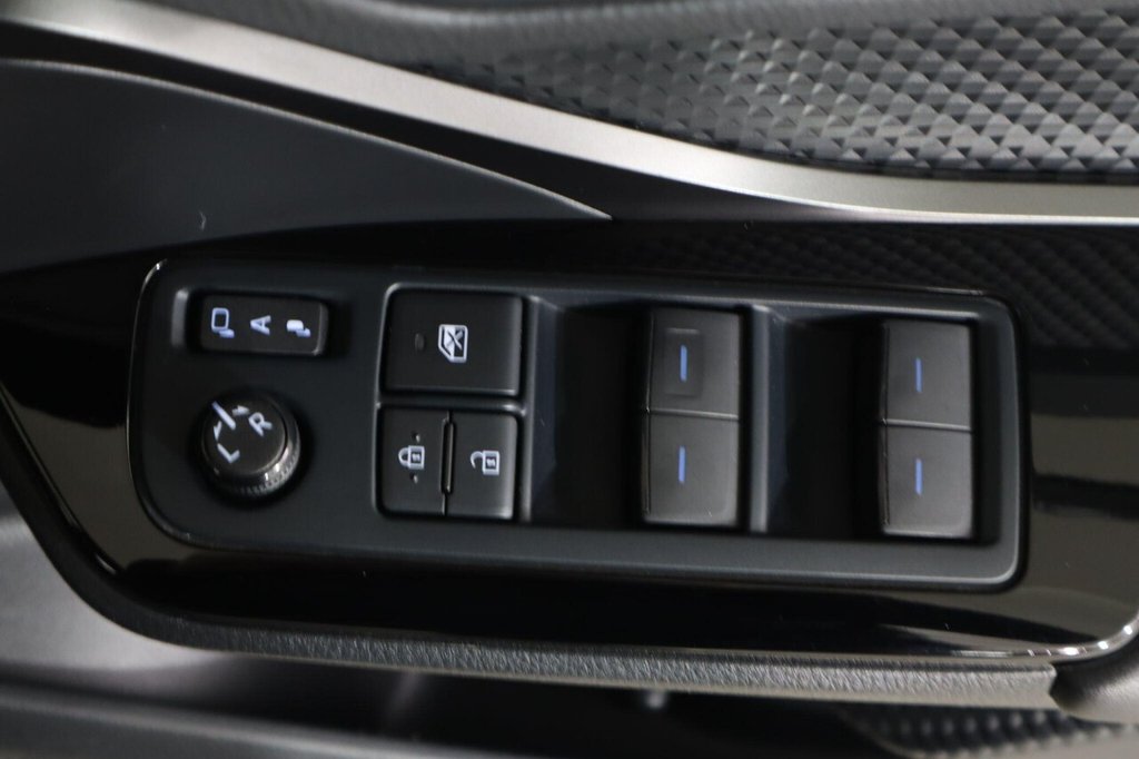 Used Toyota C-HR 2022 for sale - 76406822: Photo 26