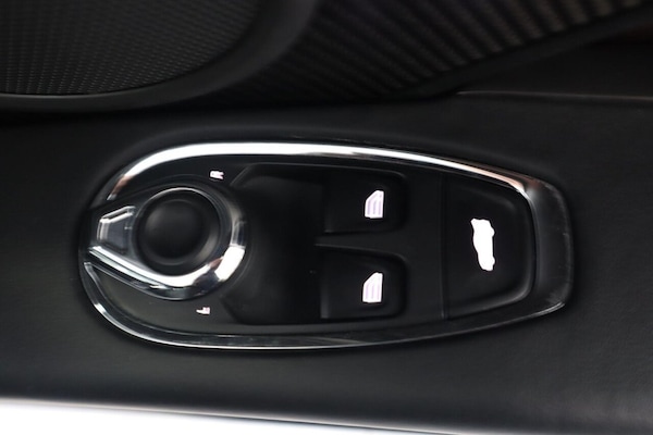 Used Aston Martin DB11 2020 for sale - 74931012: Photo 29