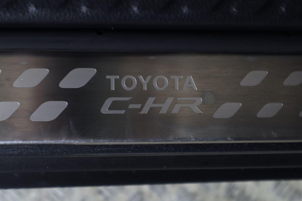 Used Toyota C-HR 2020 for sale - 77477403: Photo 41