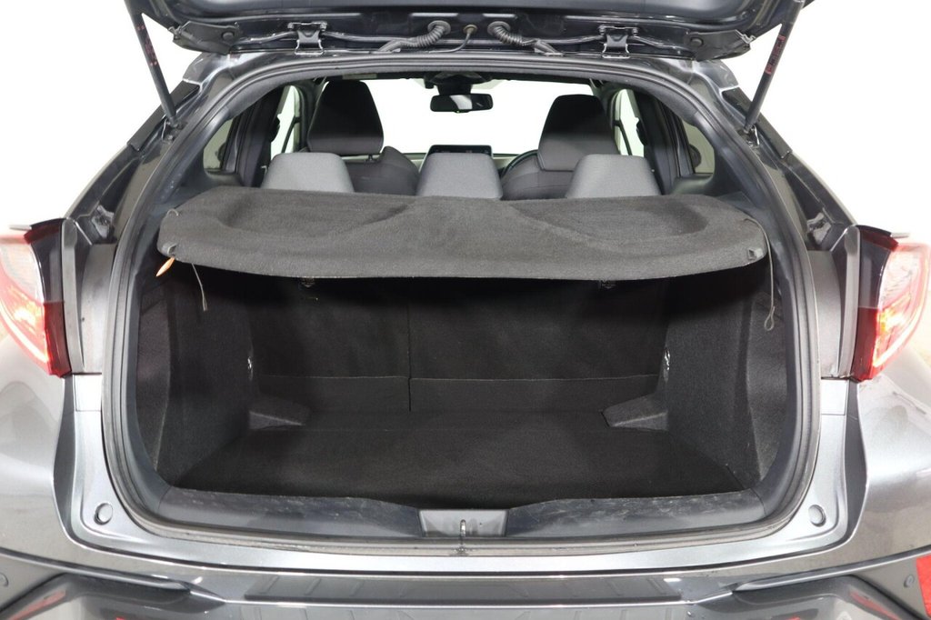 Used Toyota C-HR 2020 for sale - 77477403: Photo 42