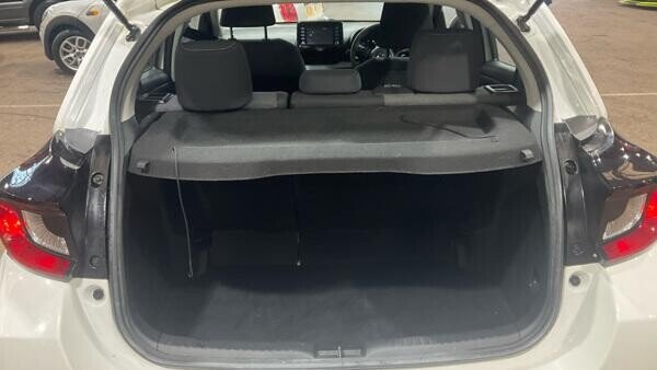 Used Toyota Yaris 2023 for sale - 78003325: Photo 11