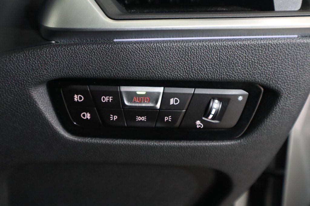 Used BMW 3 Series 2021 for sale - 76883025: Photo 25