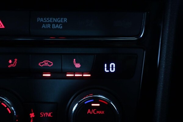 Used SEAT Leon 2019 for sale - 76256245: Photo 23