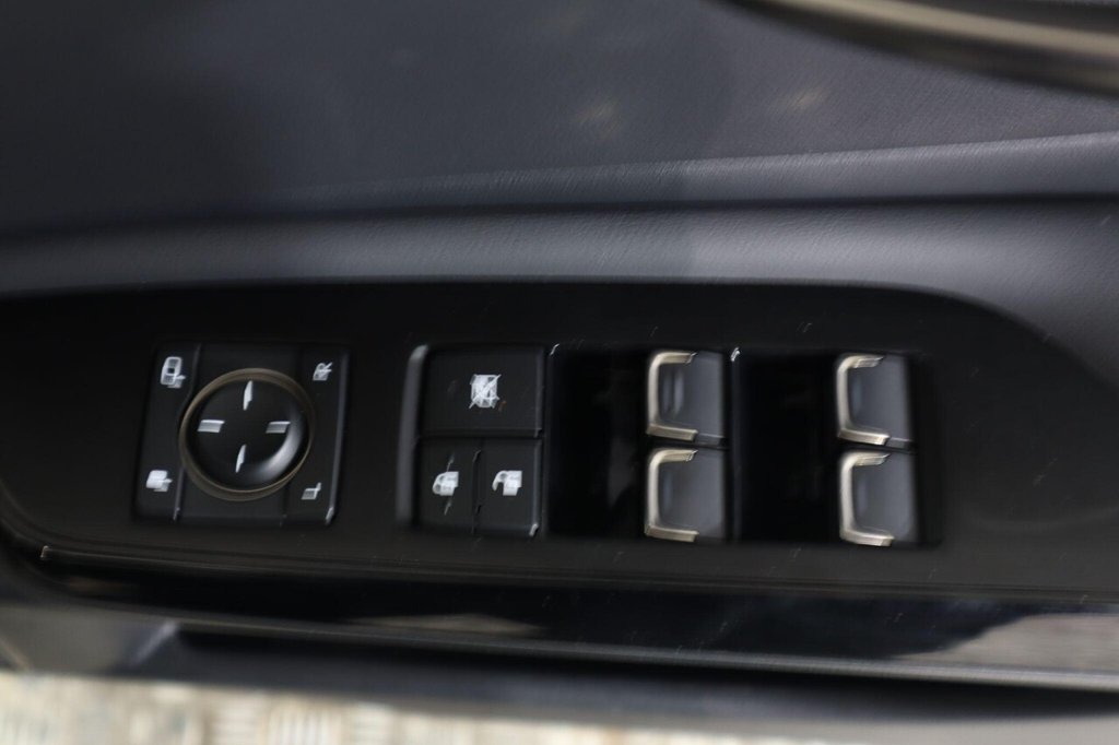 Used Lexus ES 2022 for sale - 77341890: Photo 32