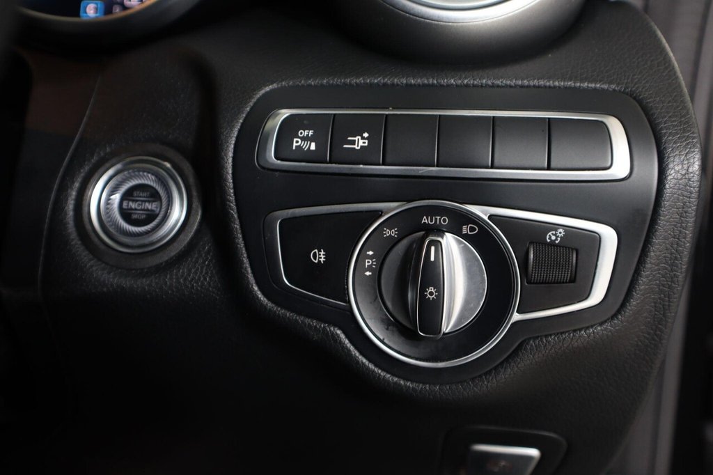 Used Mercedes-Benz C Class 2020 for sale - 77609211: Photo 29