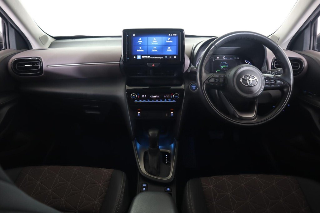 Used Toyota Yaris Cross 2023 for sale - 77250468: Photo 12