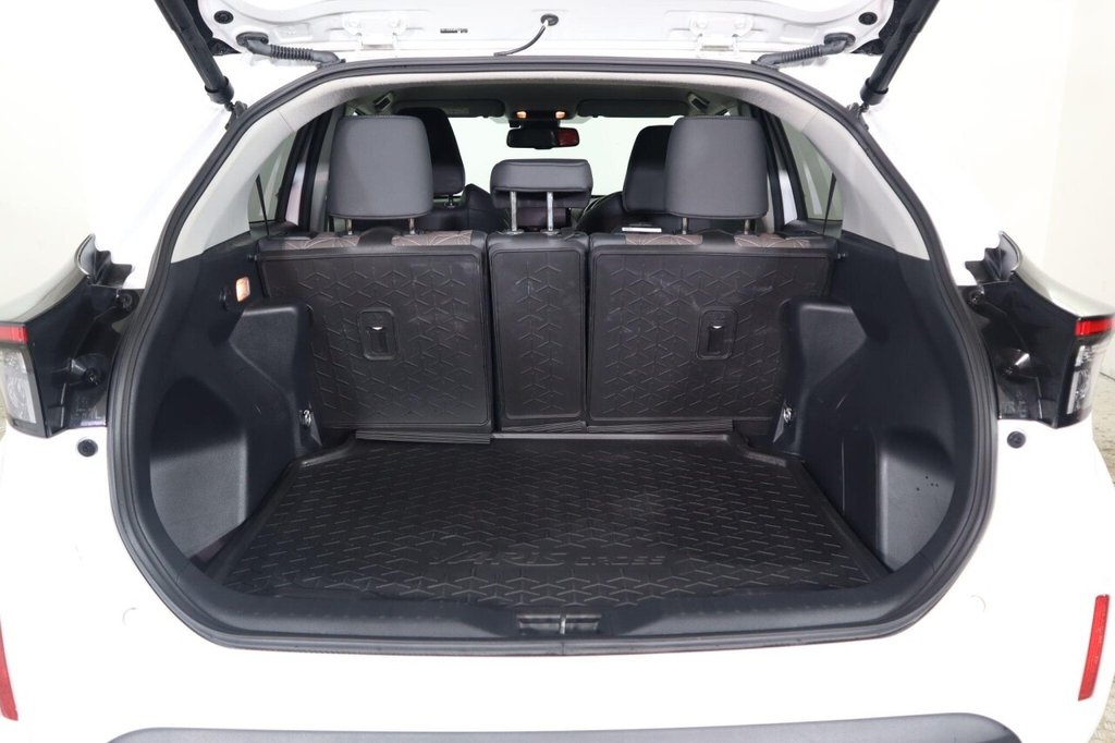 Used Toyota Yaris Cross 2023 for sale - 77250468: Photo 43