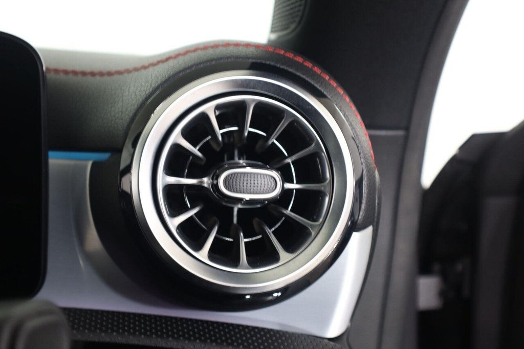 Used Mercedes-Benz CLA 2023 for sale - 77547039: Photo 29