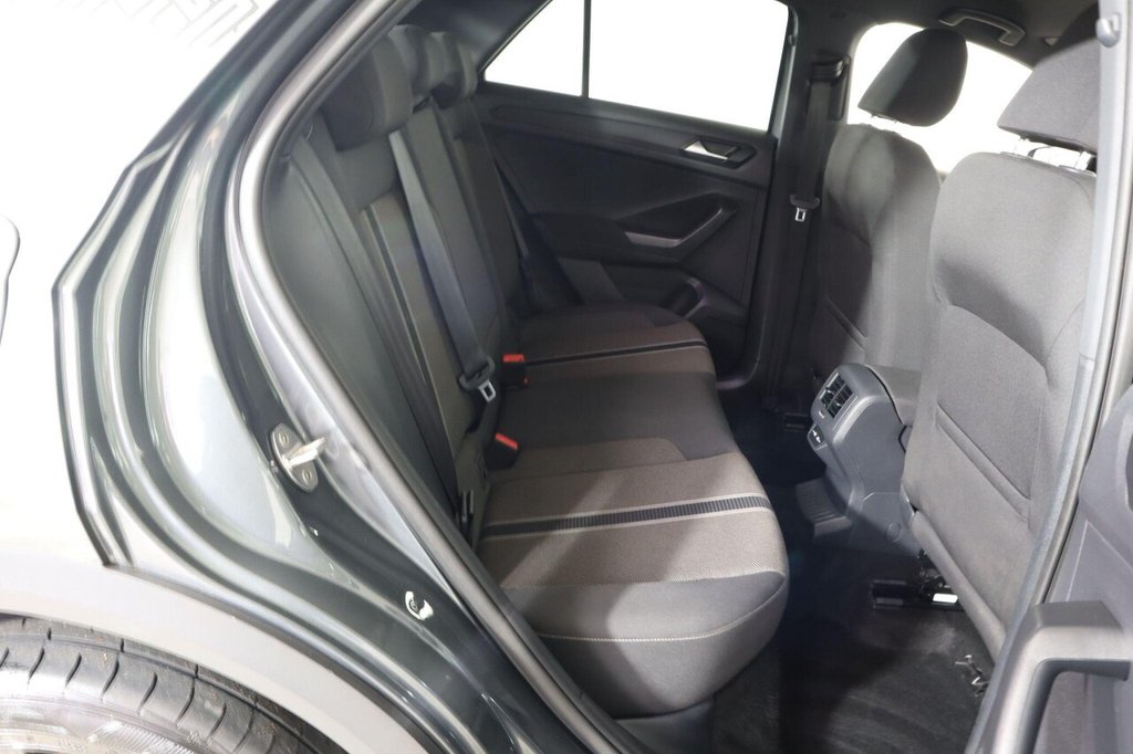 Used Volkswagen T-Roc 2021 for sale - 76430217: Photo 16