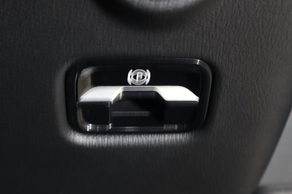 Used Mercedes-Benz C Class 2023 for sale - 77188604: Photo 22