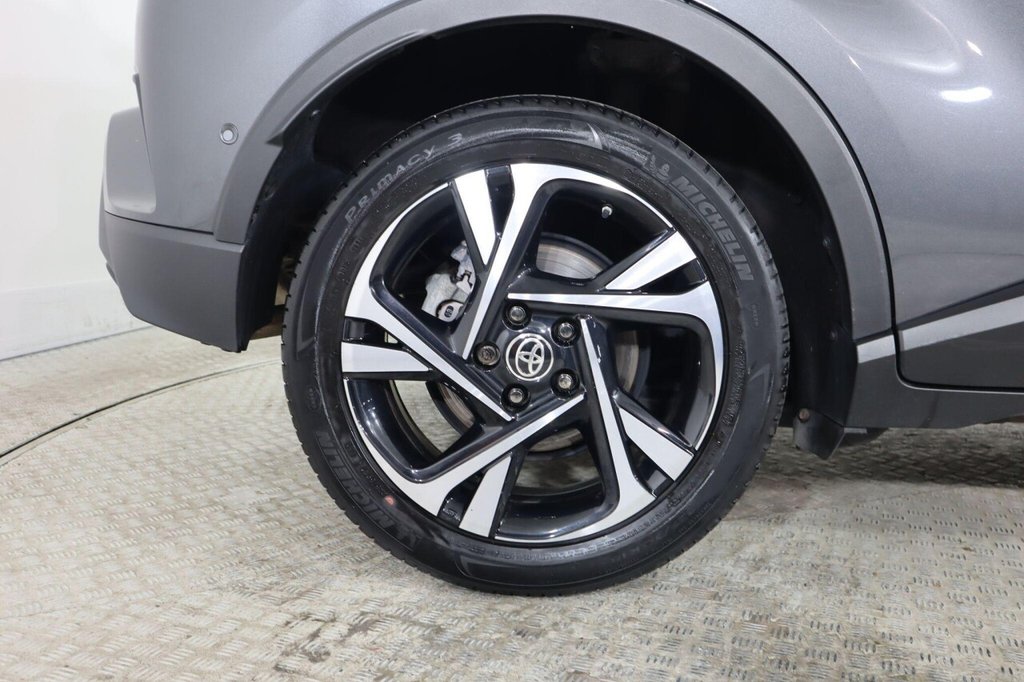 Used Toyota C-HR 2022 for sale - 76986170: Photo 10