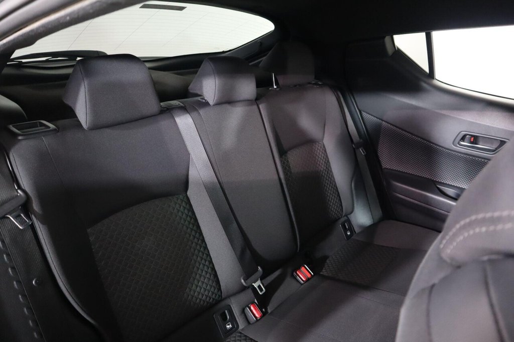 Used Toyota C-HR 2022 for sale - 76986170: Photo 23