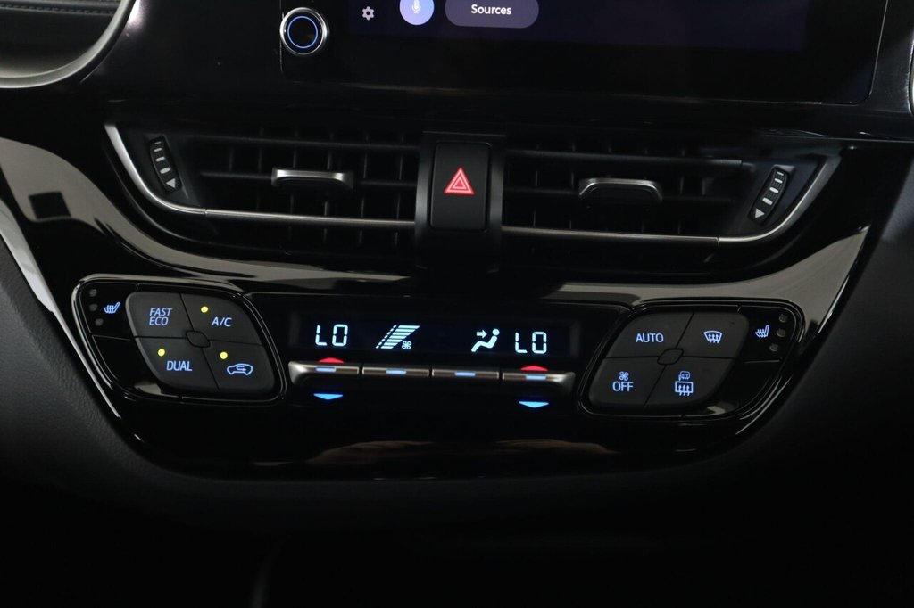 Used Toyota C-HR 2022 for sale - 76711466: Photo 23