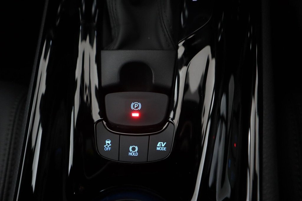 Used Toyota C-HR 2022 for sale - 76711466: Photo 25