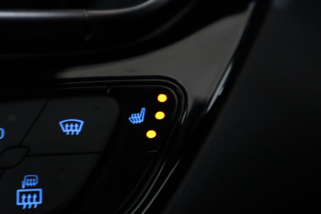 Used Toyota C-HR 2022 for sale - 76711466: Photo 26