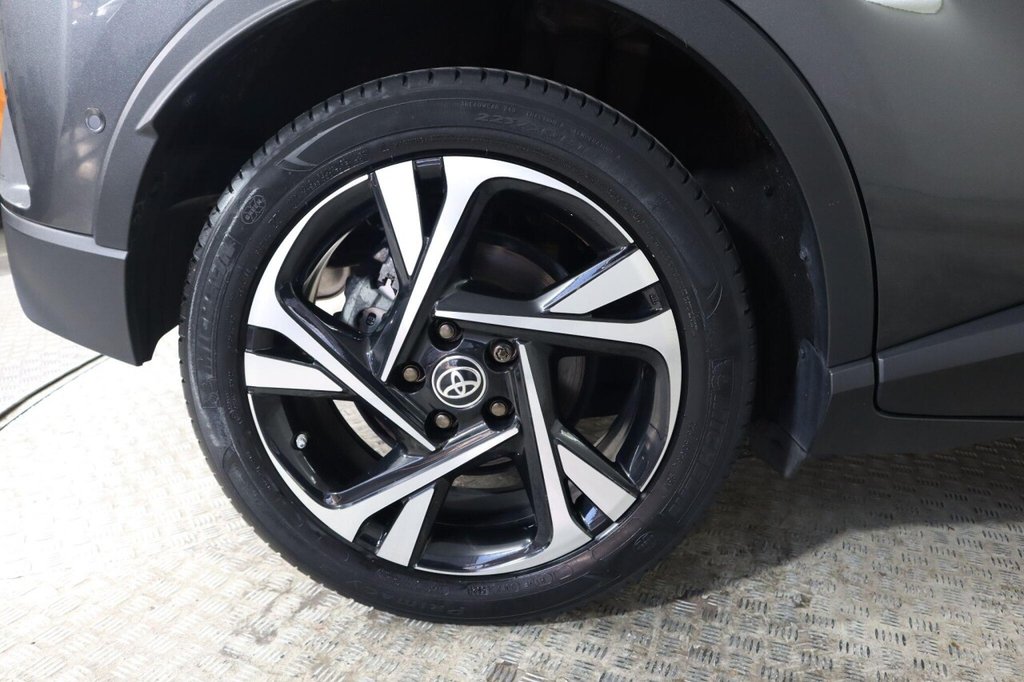 Used Toyota C-HR 2022 for sale - 76376057: Photo 29