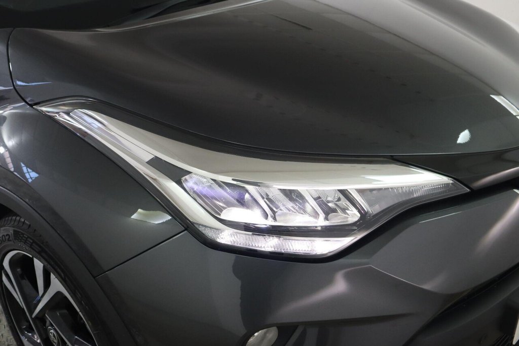 Used Toyota C-HR 2022 for sale - 76376057: Photo 50