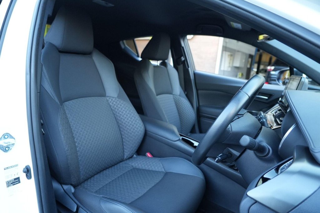 Used Toyota C-HR 2022 for sale - 76910442: Photo 16